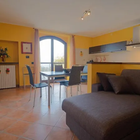 Italianway - Badellini 16 Casa vacanze Trezzo Tinella